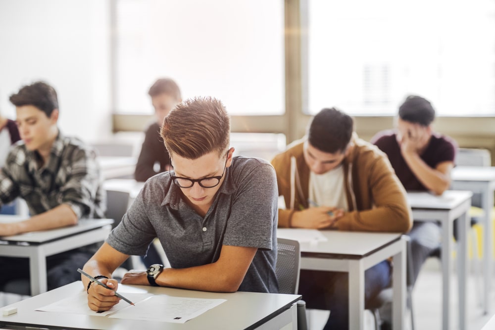 How to graduate early: earning college credits in high school